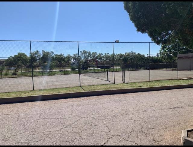 2 BEDROOM APARTMENT FOR SALE IN VAALPARK